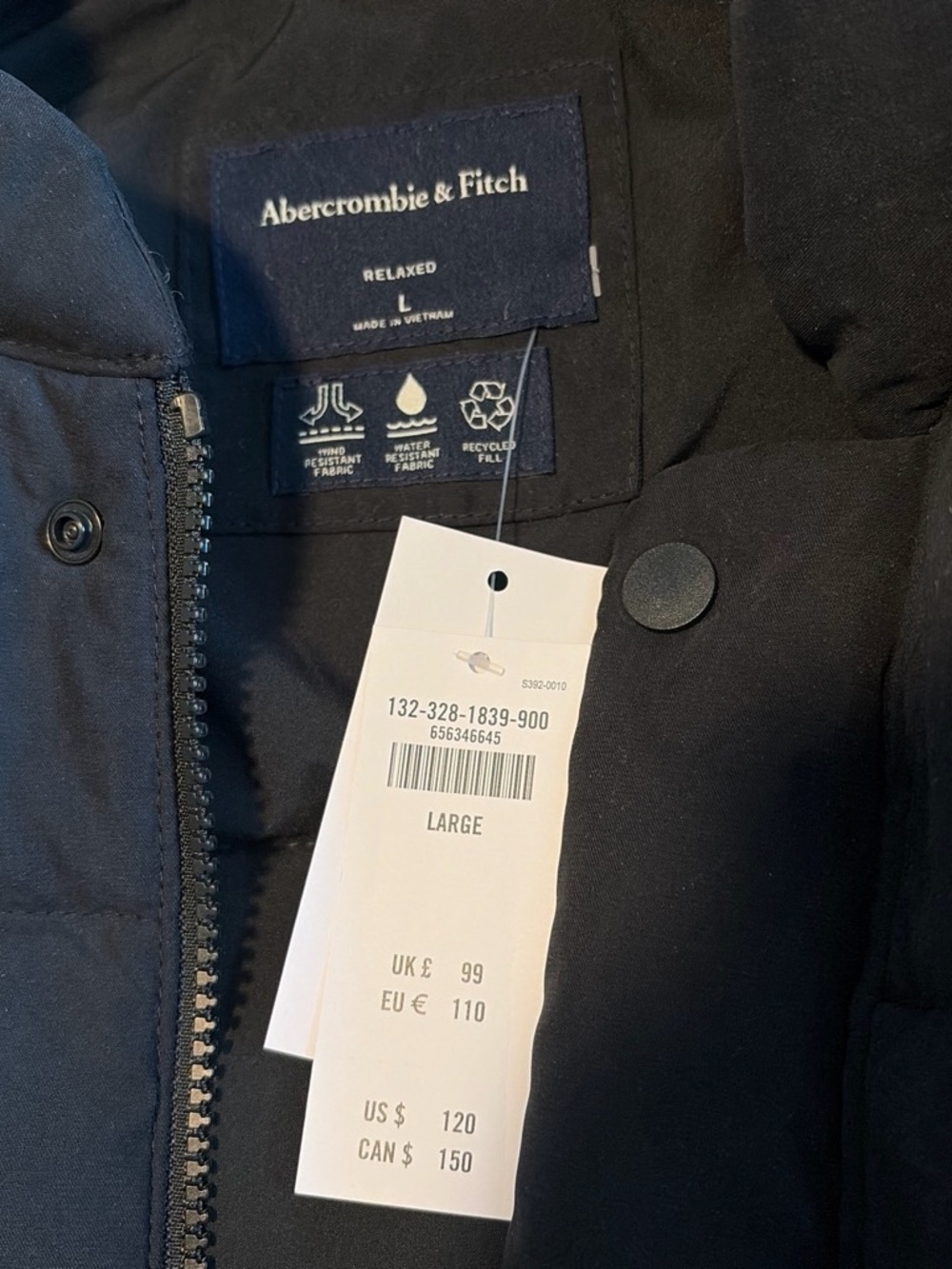 Abercrombie & Fitch Men's Black Quilted Puffer Coat - Picture 2 of 3